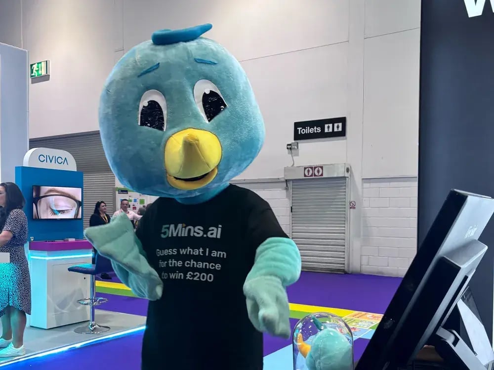 Hugo the Hummingbird mascot on the 5Mins stand at the CIPD Festival of Work 2024